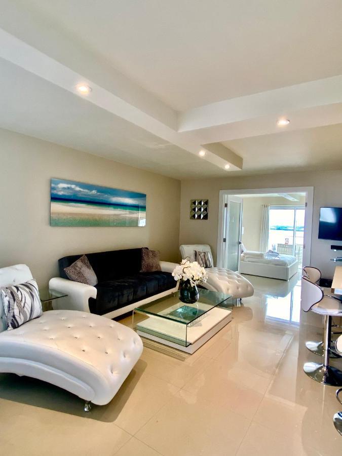 Premium Modern Waterfront Apartment With Miami Skyline View On The Bay 5 Mins Drive To Miami Beach With Free Parking 외부 사진